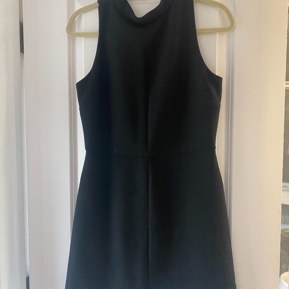 BRAND NEW ZARA BLACK SHORT MINI DRESS HALTER BACK